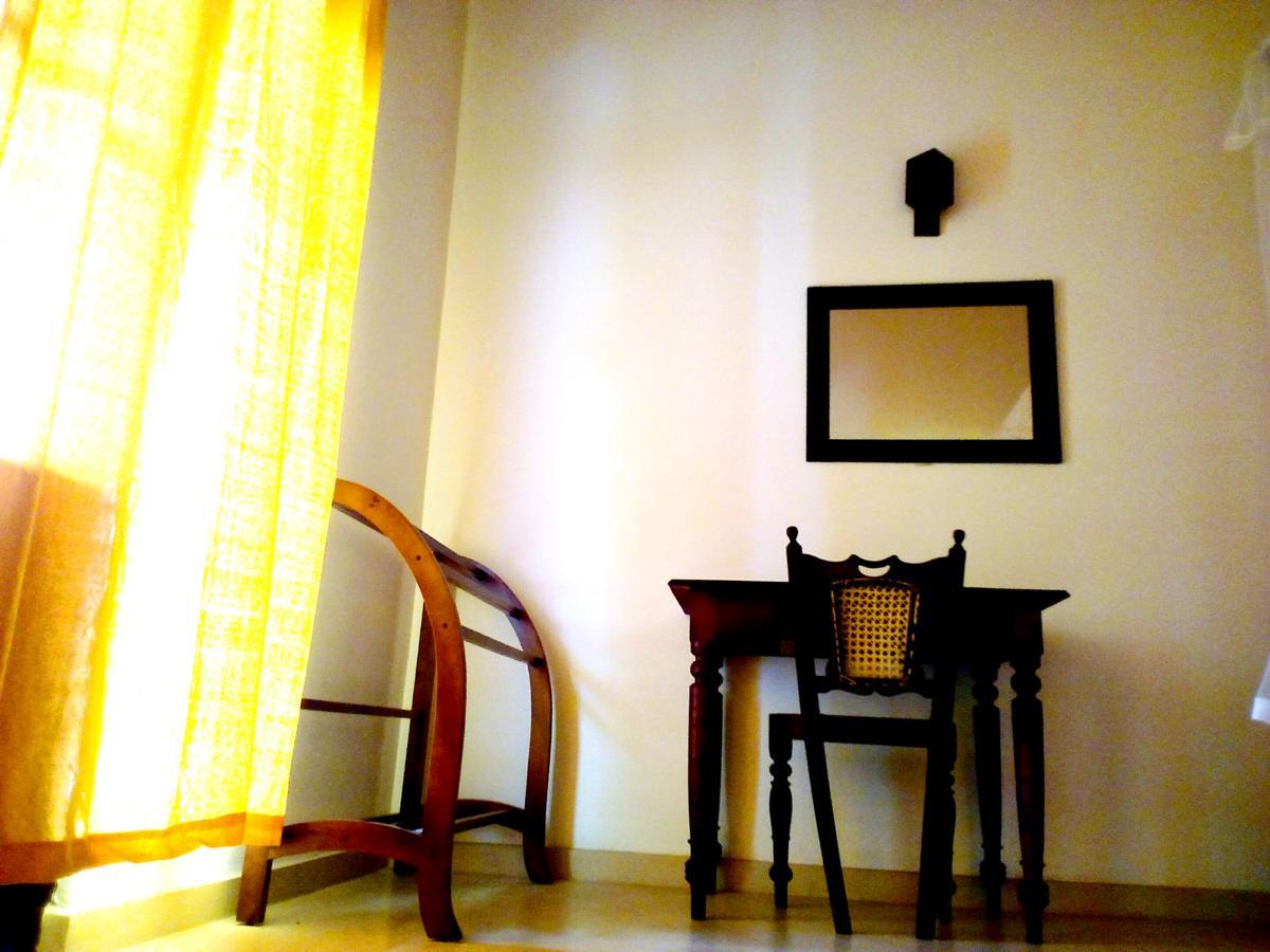 Sleepy Head Guesthouse Unawatuna Eksteriør billede