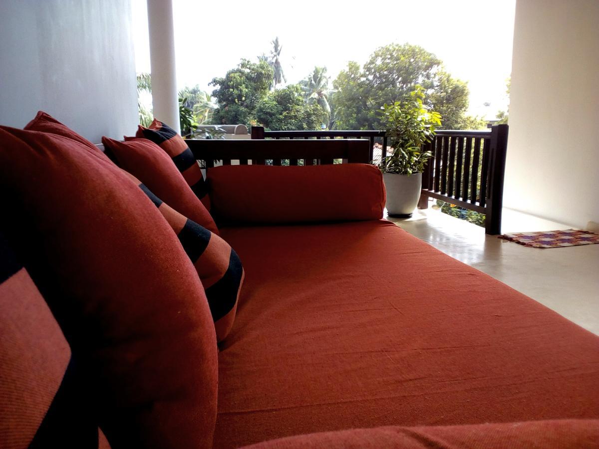 Sleepy Head Guesthouse Unawatuna Eksteriør billede